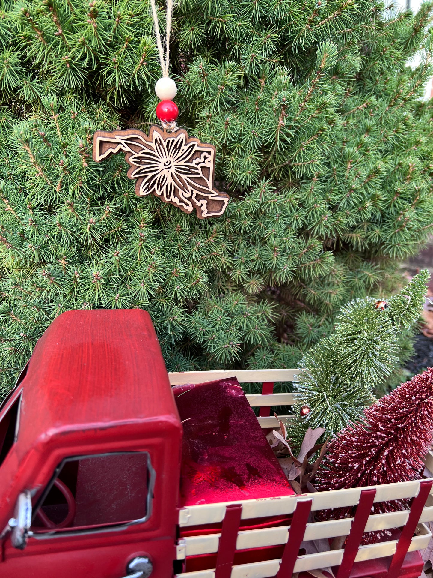 Black eyed Susan MD ornament